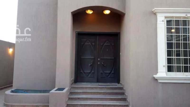 فيلا 5 غرف في القشلة 6