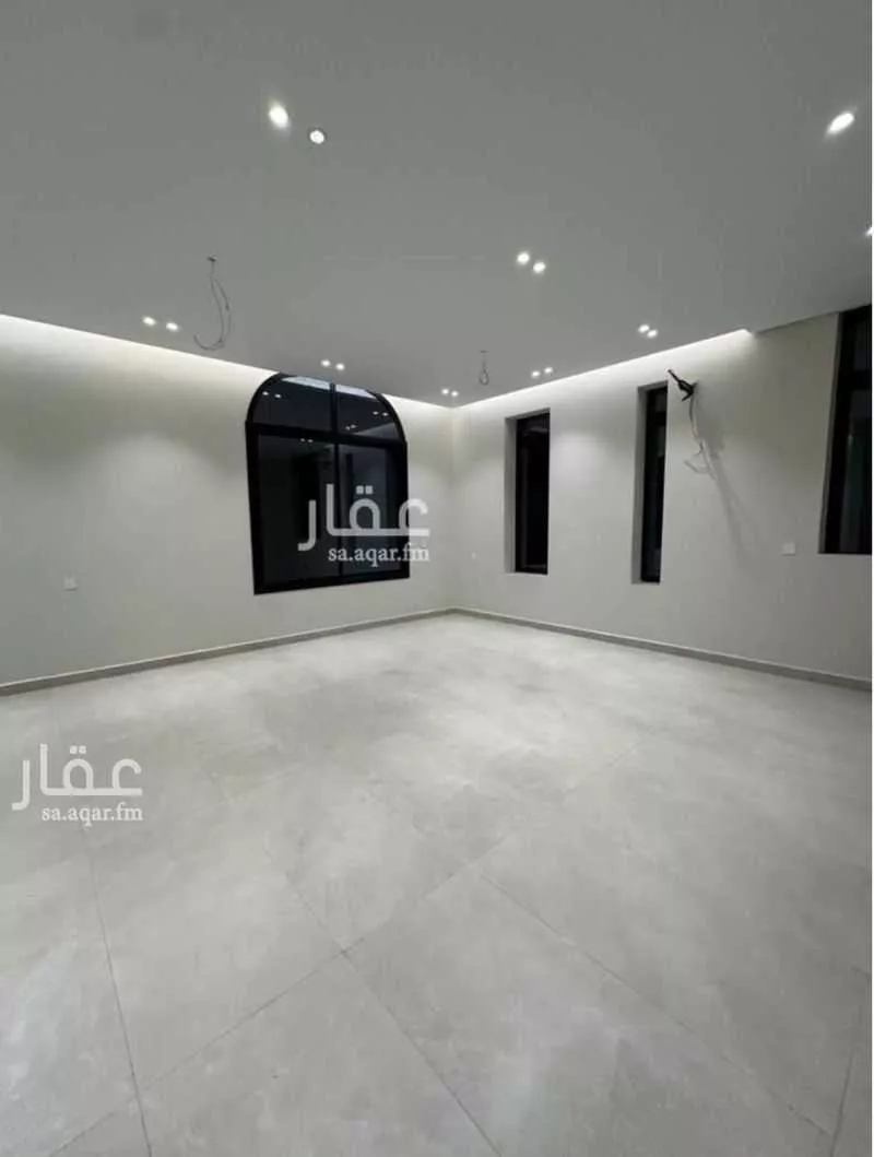 شقة 4 غرف في الروضة 2