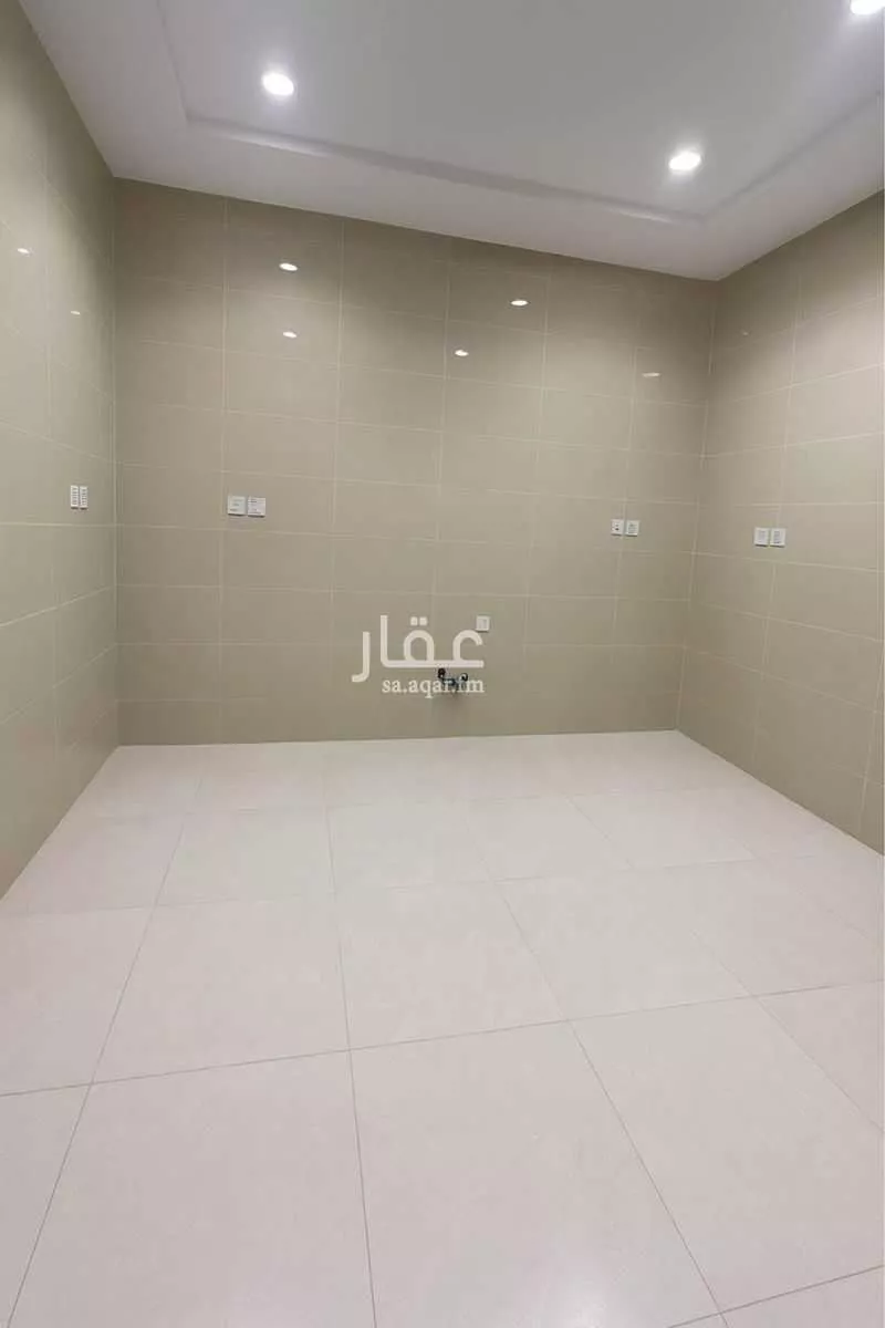 شقة 4 غرف في النخيل 4