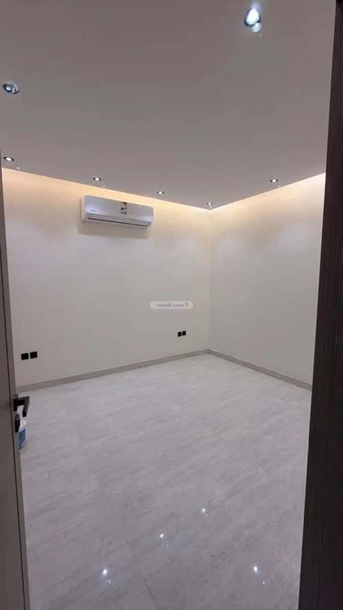 شقة 5 غرف في العارض 4