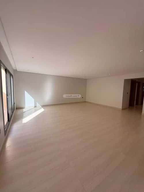 شقة 3 غرف في العليا 4