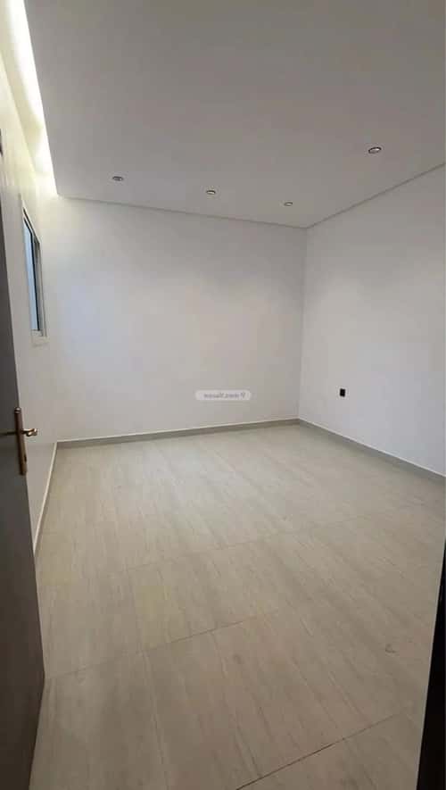 شقة 2 غرف في الرمال 4