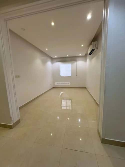 شقة 4 غرف في العارض 9