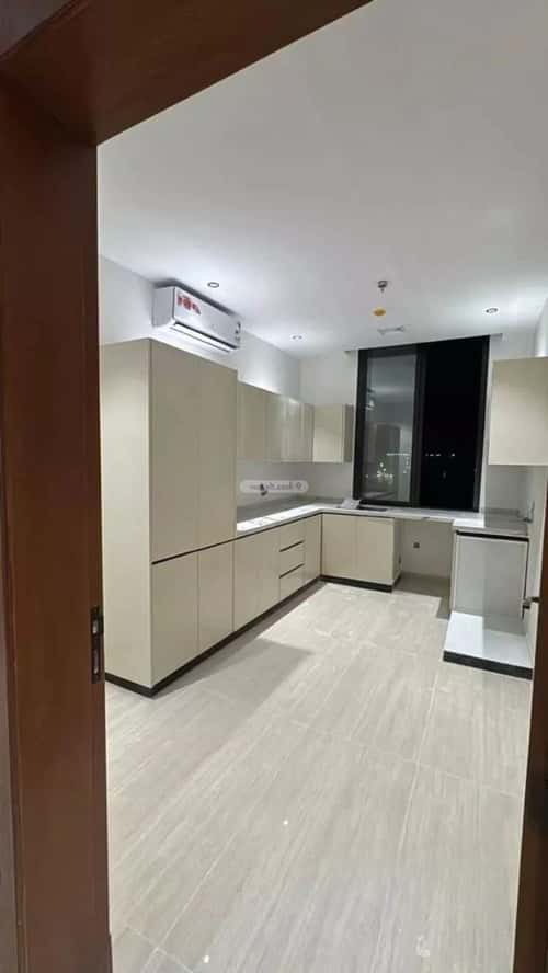 شقة 4 غرف في المهدية 5