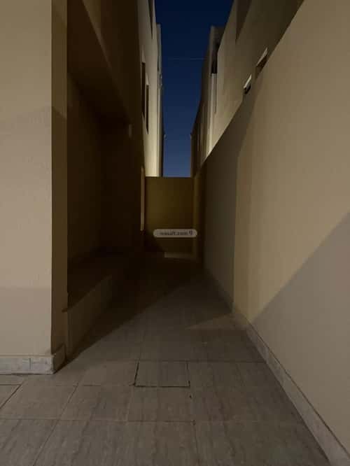 شقة 4 غرف في النرجس 3