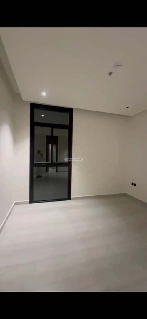 شقة 3 غرف في الملقا 5