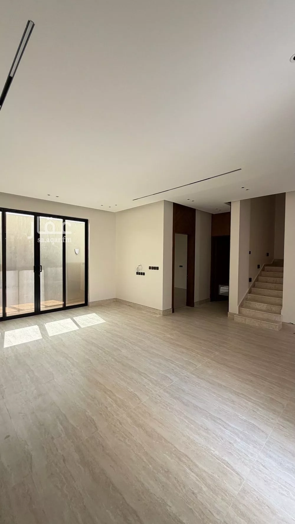 فيلا 5 غرف في المهدية 4