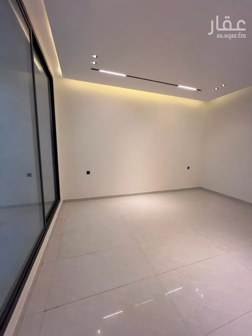 فيلا 5 غرف في عكاظ 2