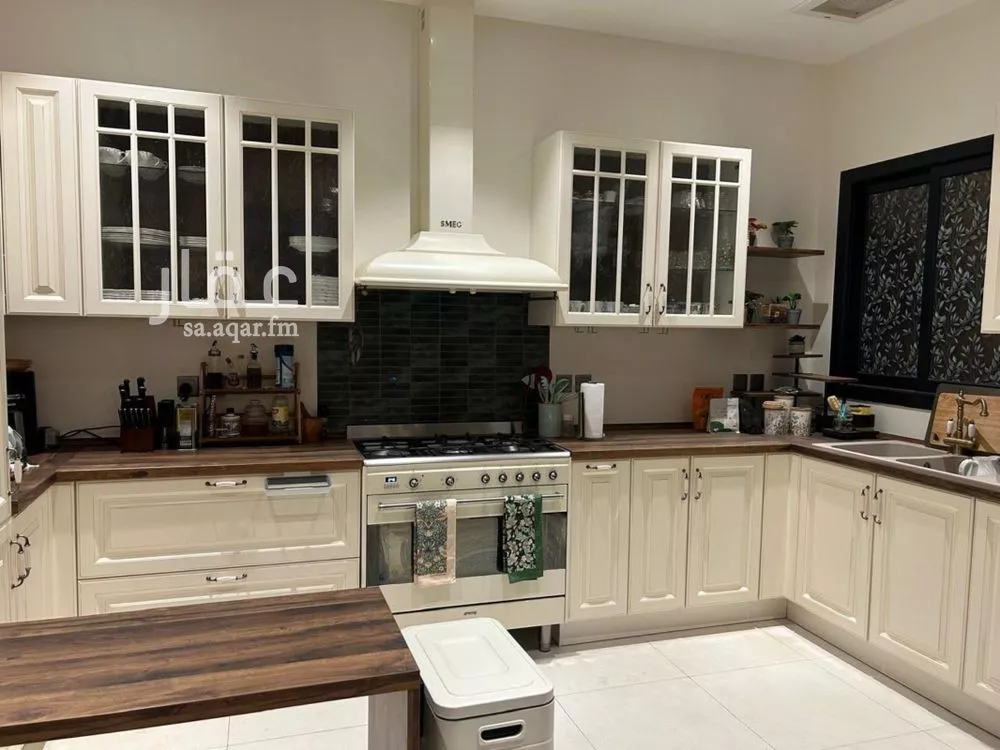 دور 4 غرف في الملك فهد 8