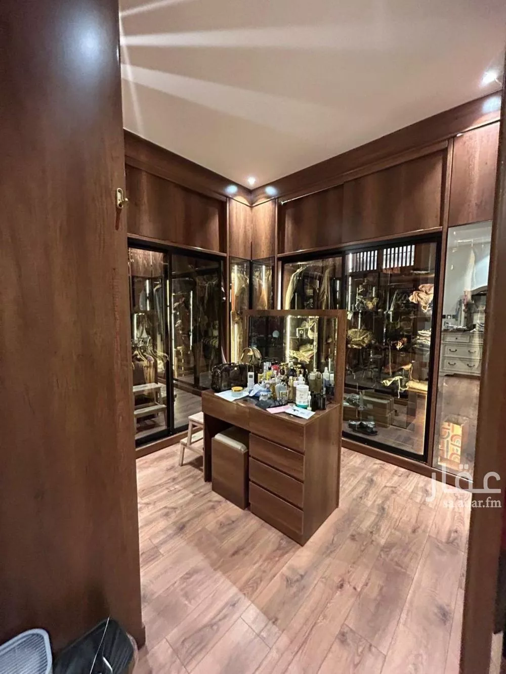 دور 4 غرف في الملك فهد 9