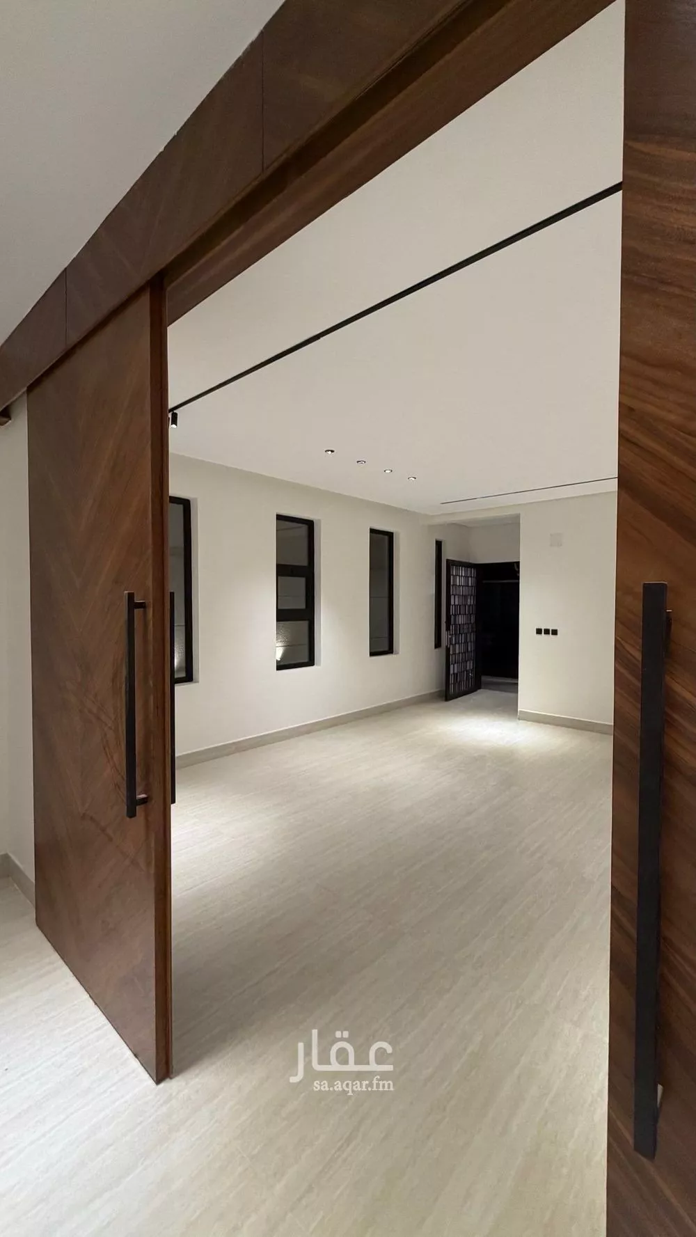 فيلا 6 غرف في المهدية 21