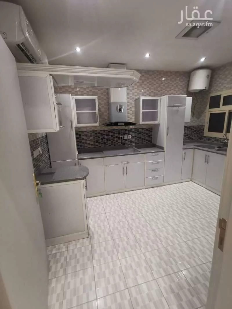 دور 5 غرف في قرطبة 11