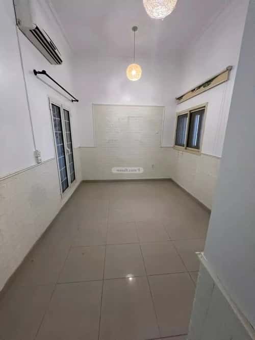3 bedroom apartment in King Abdullah, Riyadh 6