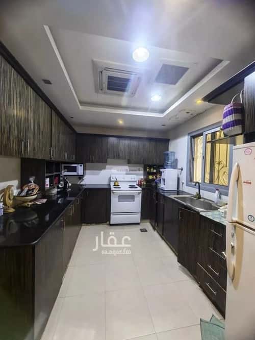 فيلا 6 غرف في العارض 13