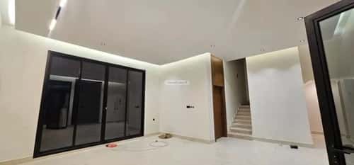 فيلا 4 غرف في العارض 5