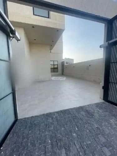 6 bedroom villa in Al Mahdiyyah 3