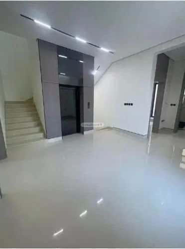 6 bedroom villa in Al Mahdiyyah 10