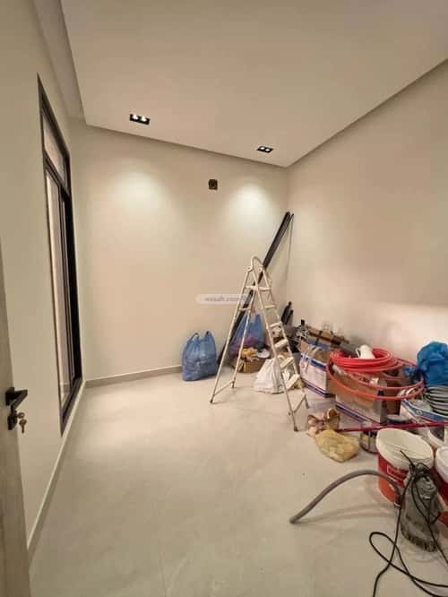 فيلا 6 غرف في الخليج 11