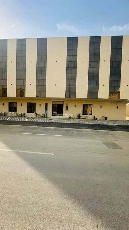 3 bedroom apartment in Dhahrat Laban 10