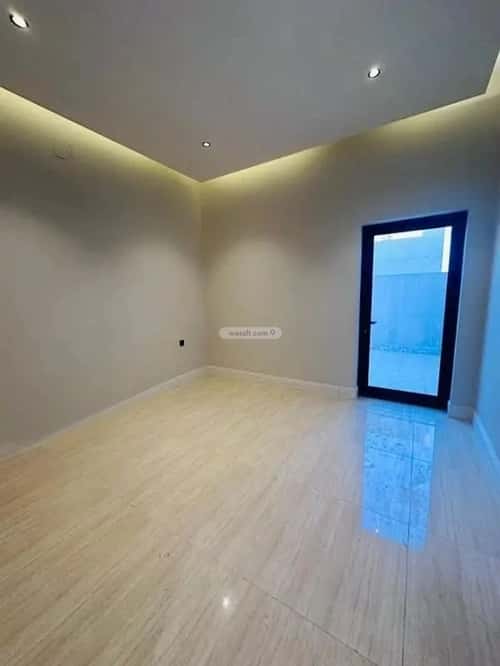 شقة 4 غرف في العارض 5