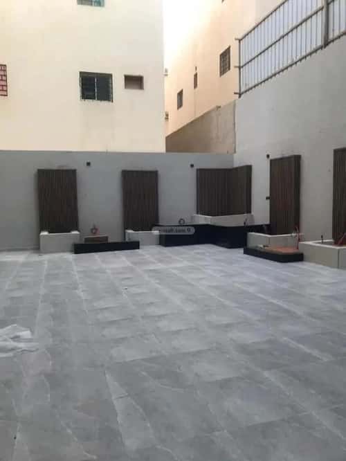 4 bedroom apartment in Dhahrat Laban 6