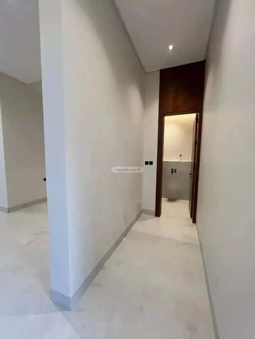 6 bedroom villa in Al Mahdiyyah 9