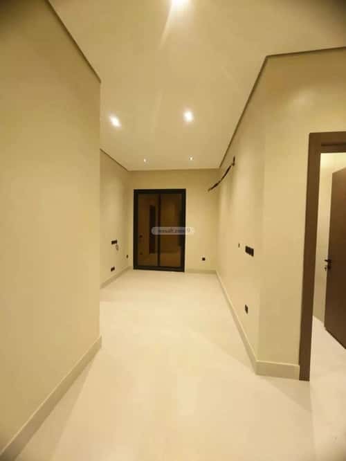 فيلا 4 غرف في العارض 13