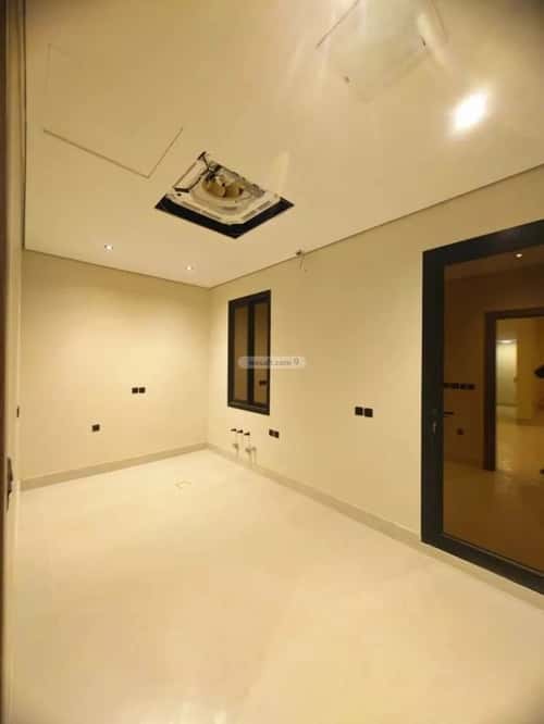 فيلا 4 غرف في العارض 8