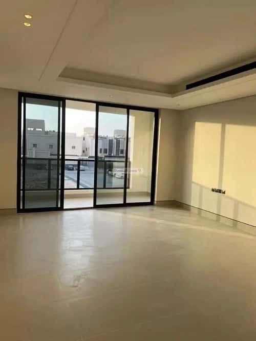 5 bedroom villa in Al Mahdiyyah 3