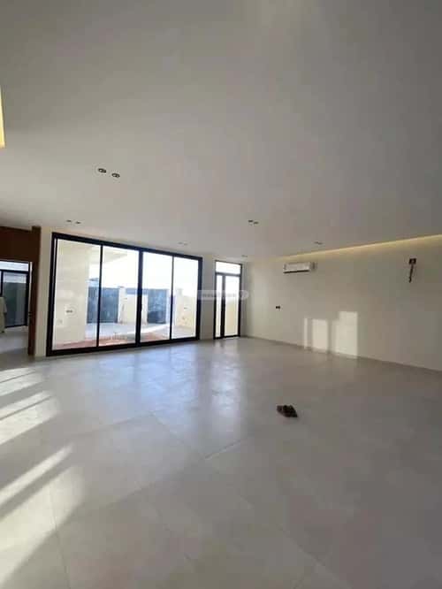 فيلا 6 غرف في المهدية 8