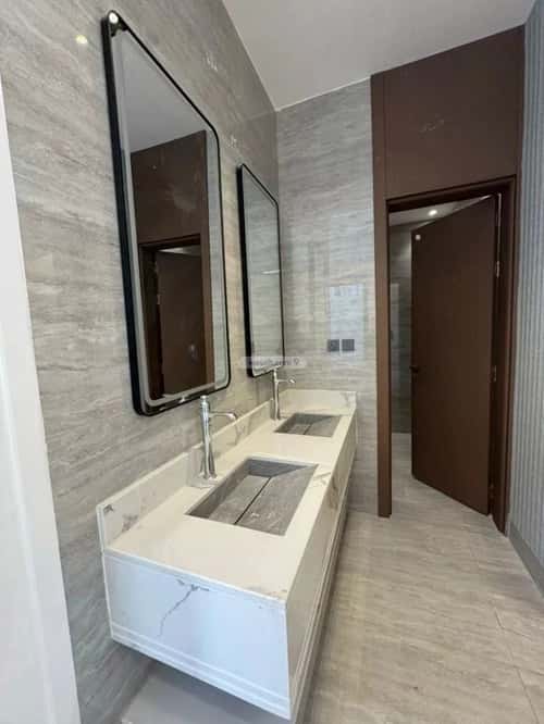 فيلا 7 غرف في الرمال 8