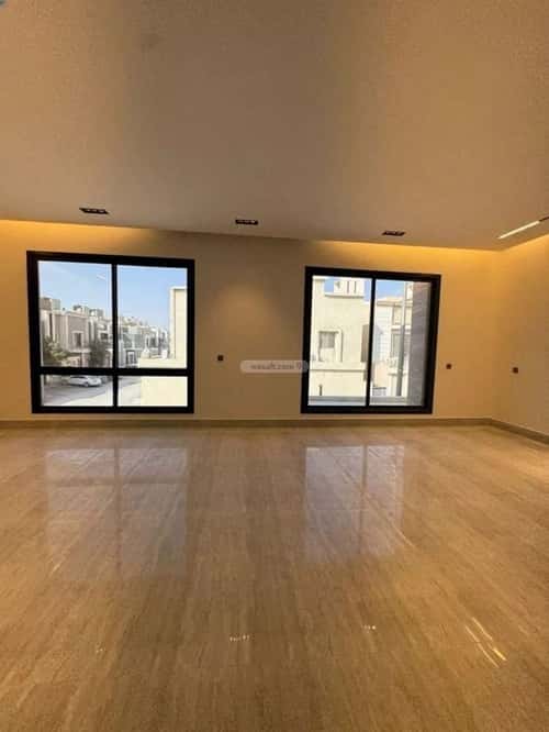 فيلا 7 غرف في الرمال 10