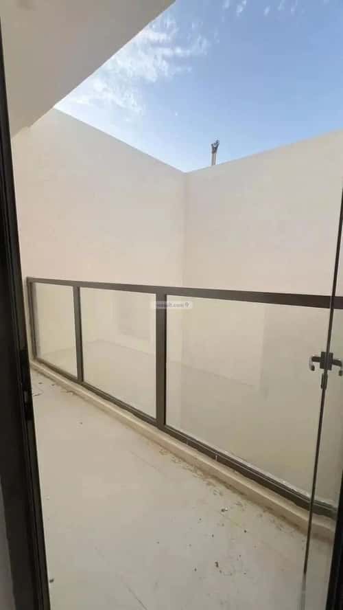 6 bedroom villa in Al Mahdiyyah 3