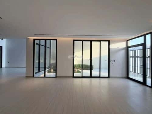 5 bedroom villa in Al Aridh 12