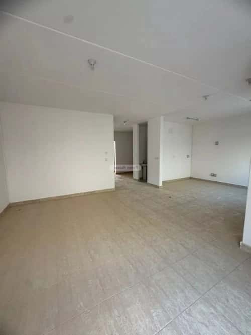 فيلا 8 غرف في مطار الملك خالد الدولي 5