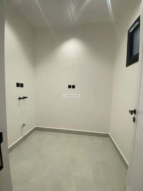 شقة 4 غرف في القادسية 6