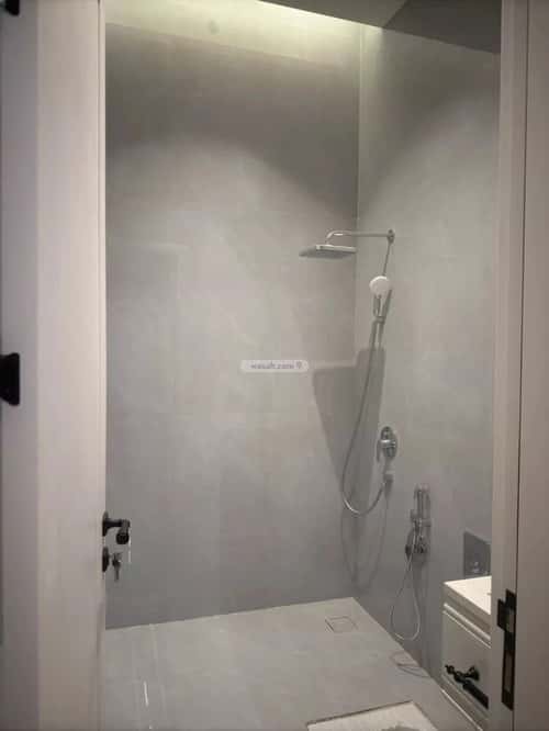 فيلا 10 غرف في النرجس 6