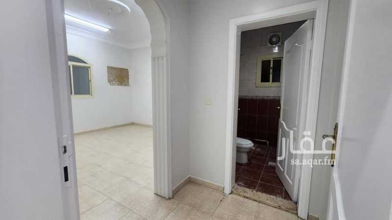 4 bedroom apartment in Prince Abdulmajeed, Jeddah 4