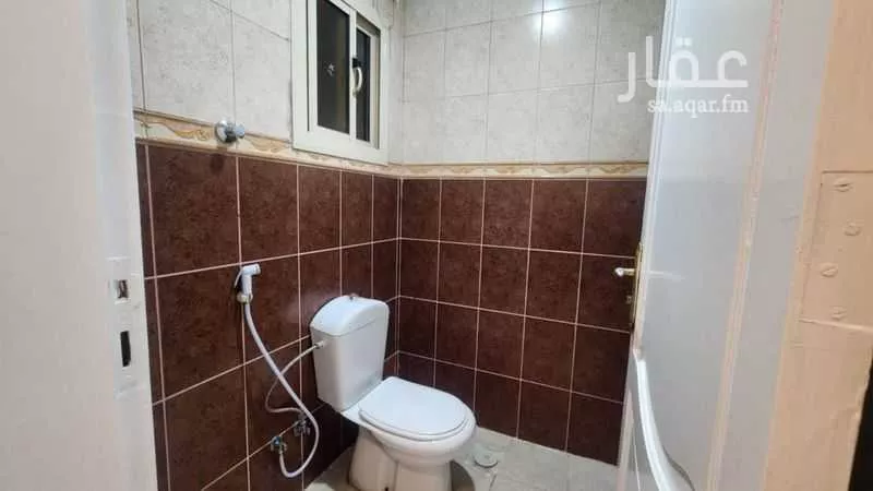 شقة 4 غرف في الأمير عبدالمجيد 9