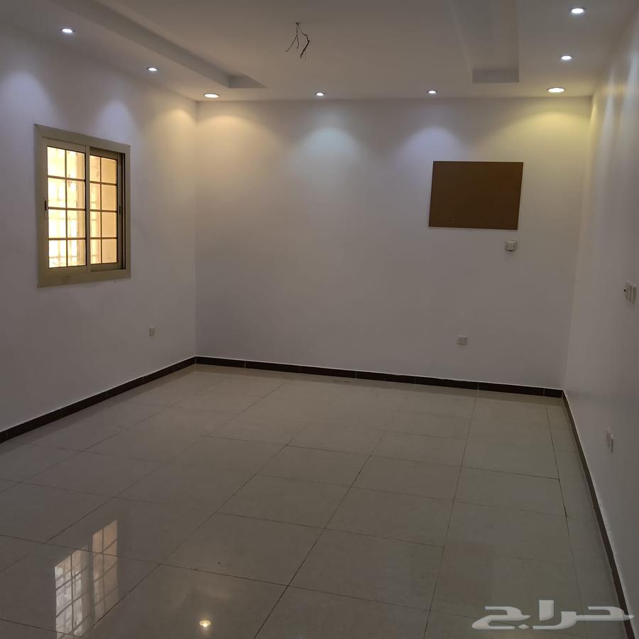 شقة 4 غرف في الحمدانية 2