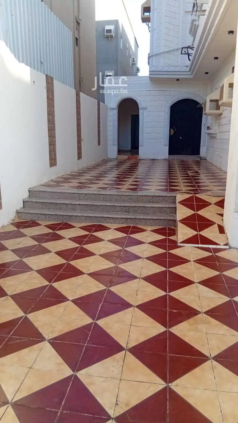 عمارة 945 م² في الحمدانية 4