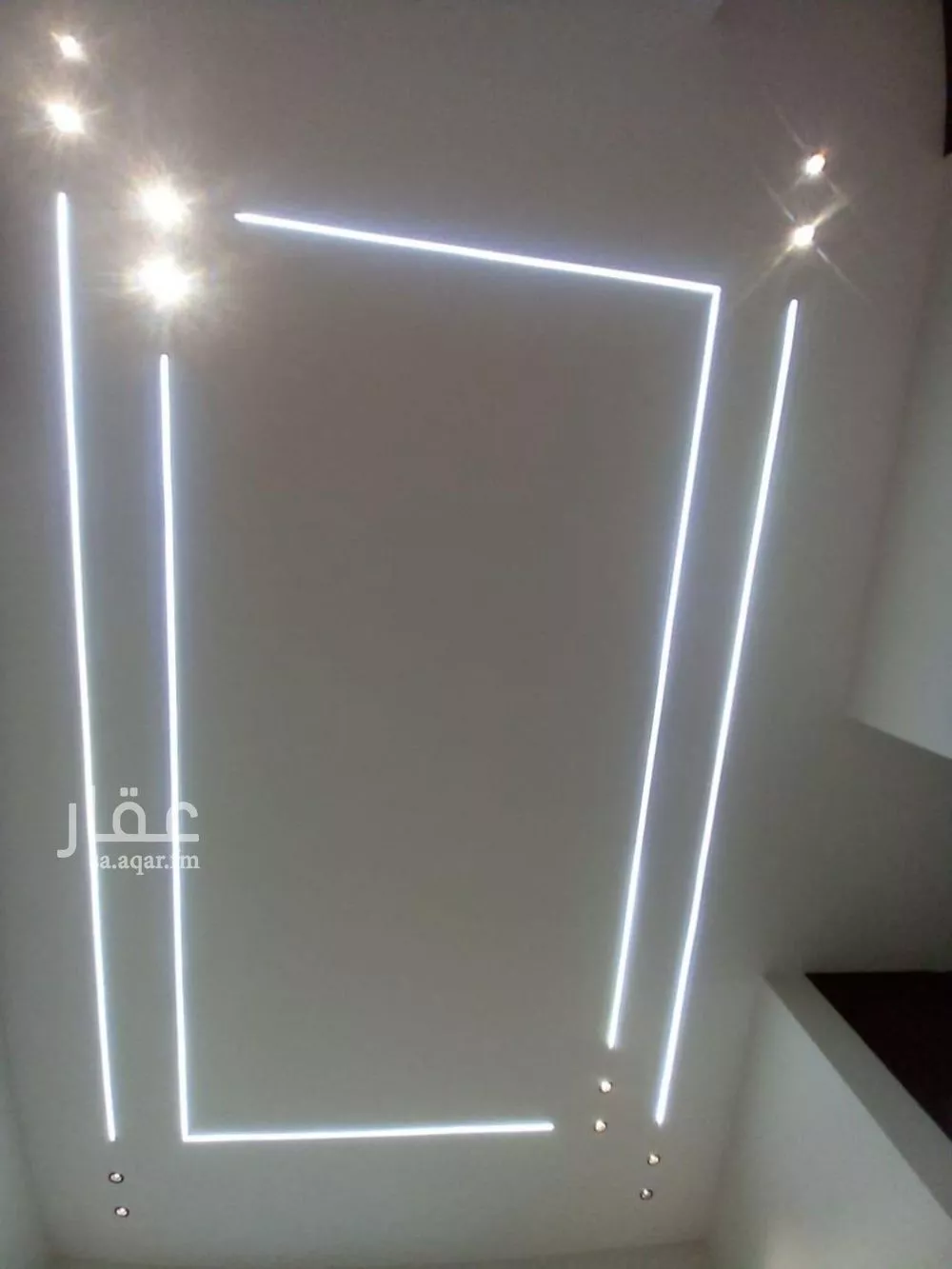 شقة 7 غرف في ضاحية الملك فهد 16