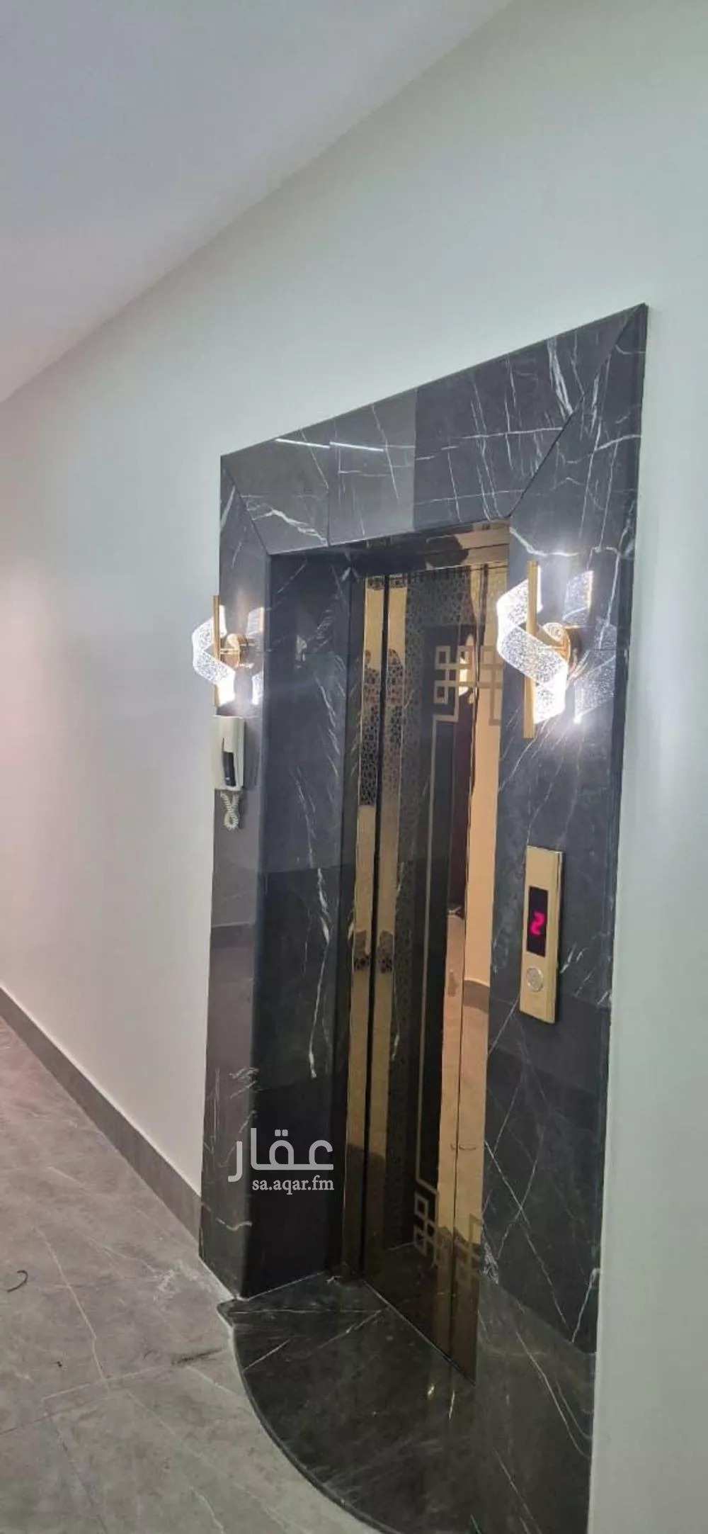 شقة 7 غرف في ضاحية الملك فهد 3