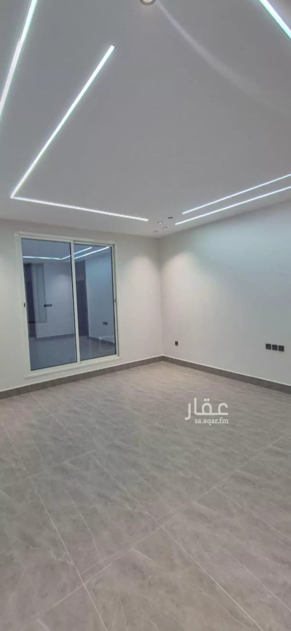 شقة 7 غرف في ضاحية الملك فهد 9