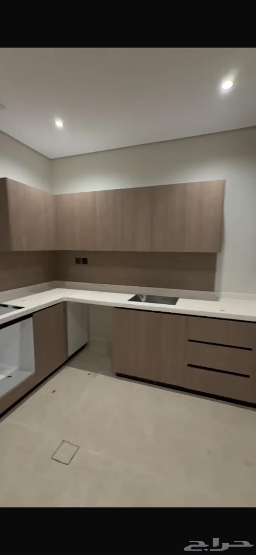 شقة 4 غرف في الحمرا 4