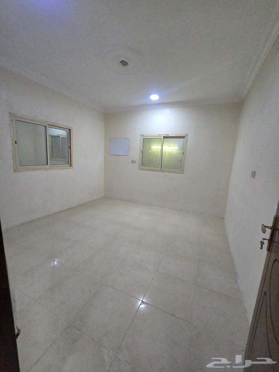 فيلا 15 غرف في النايفية 7