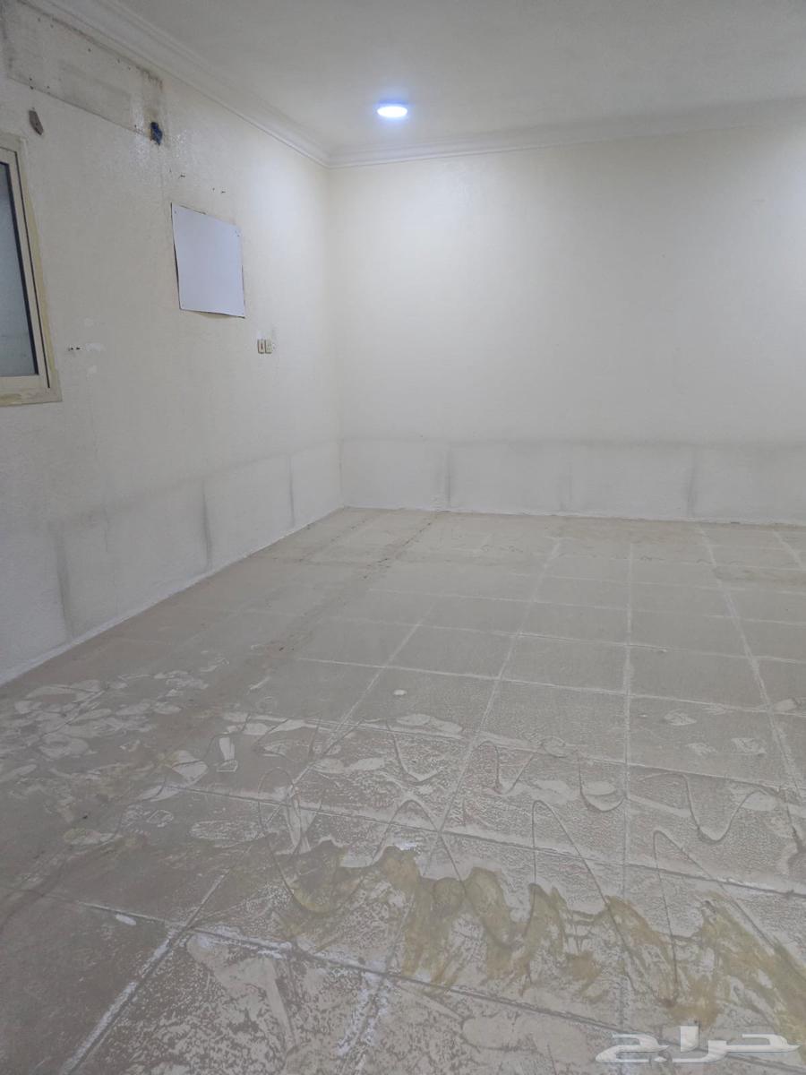 فيلا 15 غرف في النايفية 9