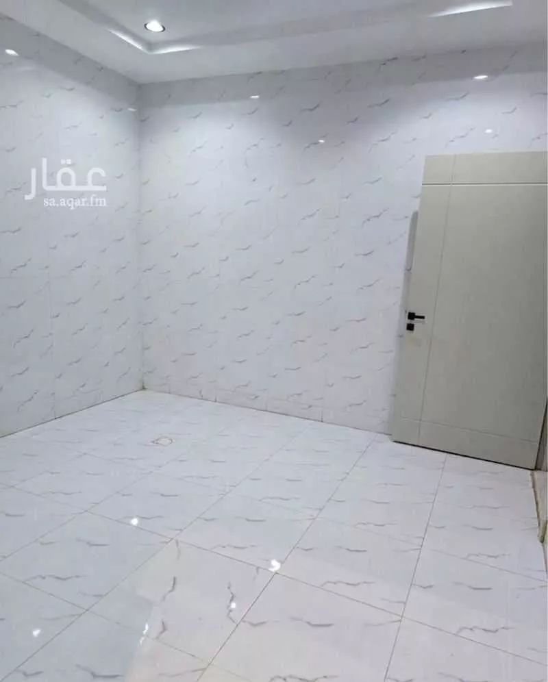 فيلا 4 غرف في بدر 6