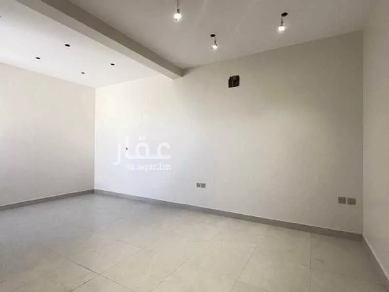 دور 3 غرف في النرجس 13