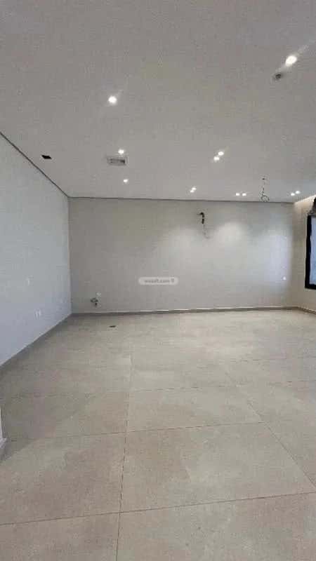 شقة 5 غرف في الروضة 12